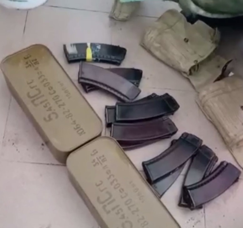 "Магазин" з  жовтою стрічкою значно відрізняється від решти